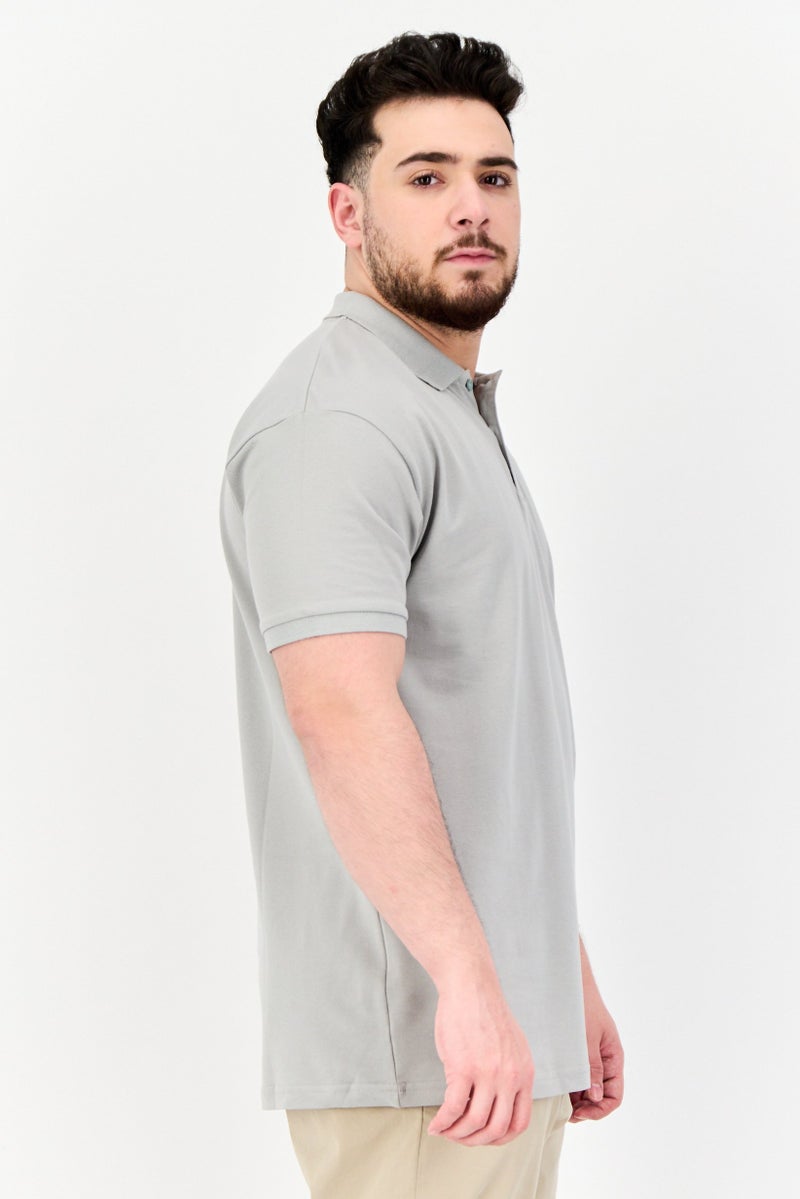 Maserati تي شيرت بولو بأكمام قصيرة للرجال بتصميم عادي مع شعار العلامة التجارية، رمادي فاتح - Image 2