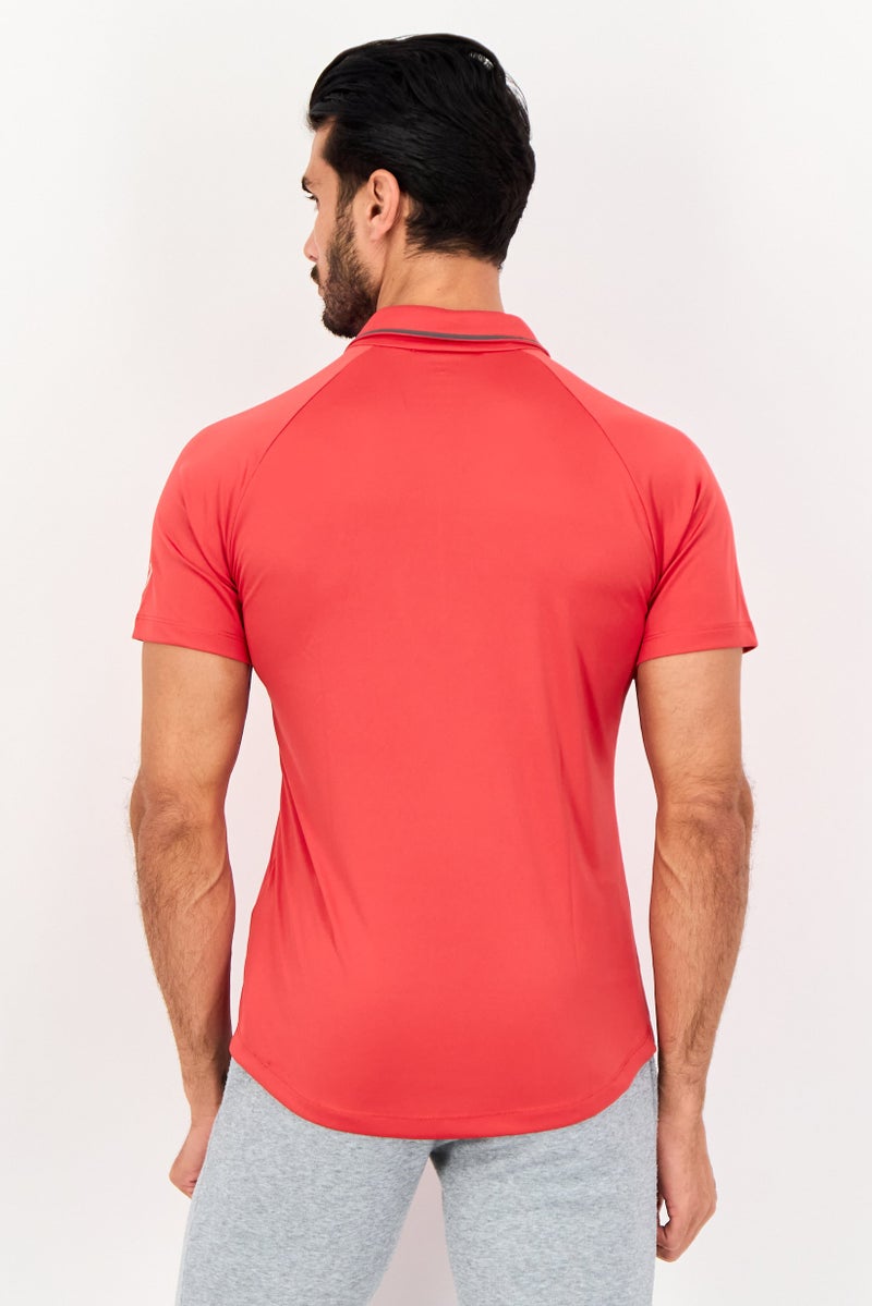 asics قميص بولو تنس قصير الأكمام للرجال، أحمر - Image 4