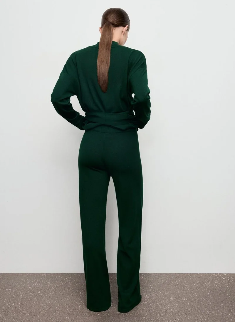 MANGO Knitted trousers with stitching detail