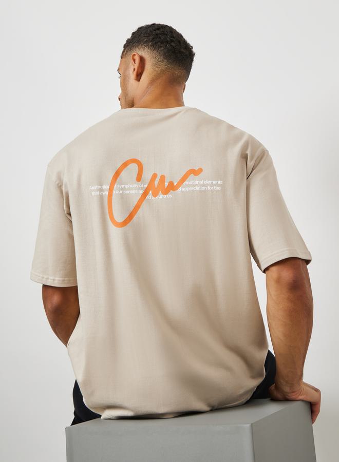 ستايلي تيشيرت تيري بطبعة كبيرة أمامية وخلفية - Image 2