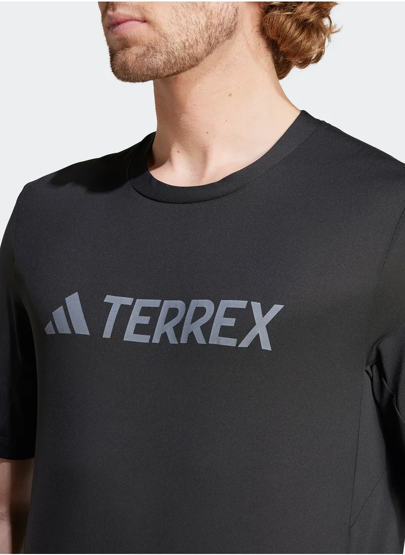 اديداس Terremulti Endurance Tech T-Shirt