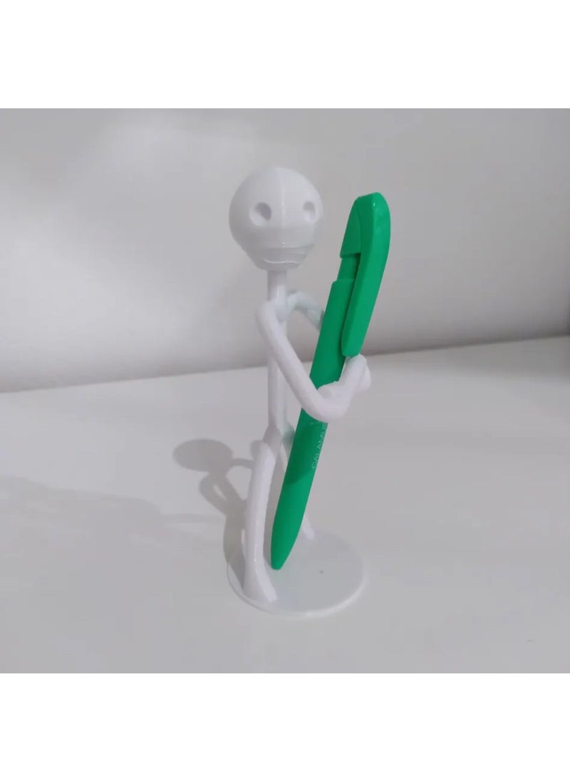 Man Holding a Pen Pen Holder - pzsku/Z802B83DF508F12E63E94Z/45/_/1737051747/ee9a116a-7a7c-4abc-ad89-5d9ca2921013