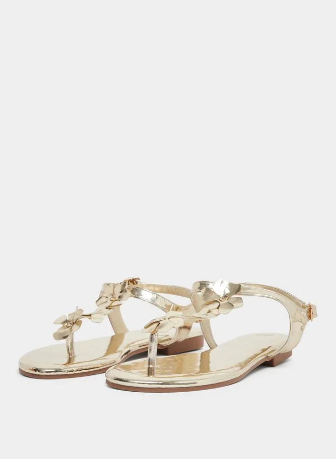Styli Styli Gold Flower Detail Flat Sandals