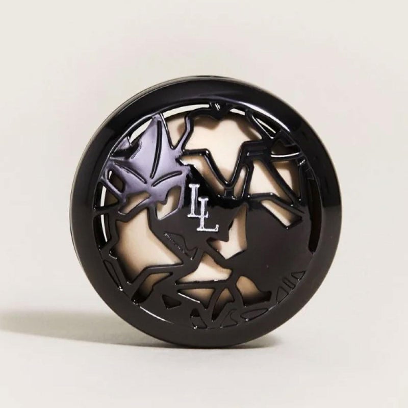 Maison Berger مايزون بيرجر - مجموعة معطر هواء السيارة القابلة لإعادة التعبئة مع مشبك تهوية - 3.1 × 2 × 0.8 بوصة - صنع في فرنسا (لوليتا لمبكا الأسود) - Image 2