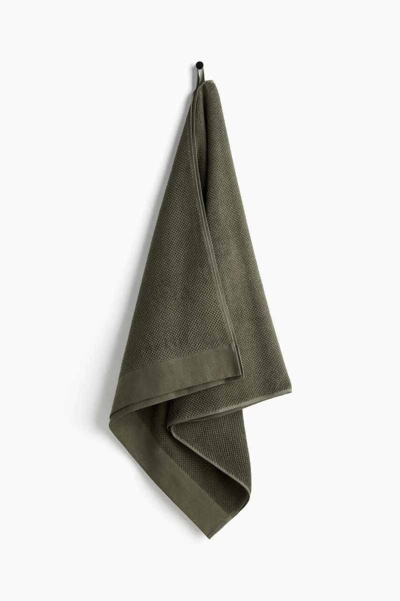 H&M Cotton terry bath towel
