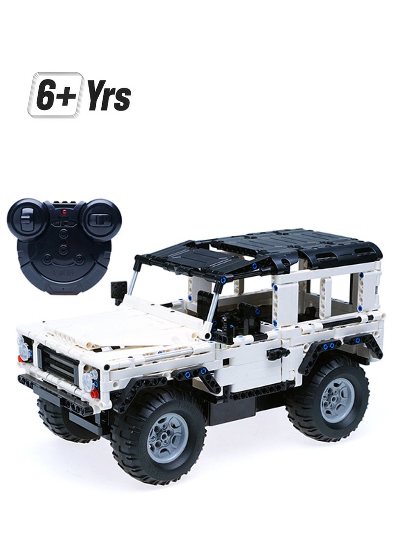 CaDA Remote Control Car Toy Building Blocks White RC Car C51004W 533pcs for +6 Years old - Image 1