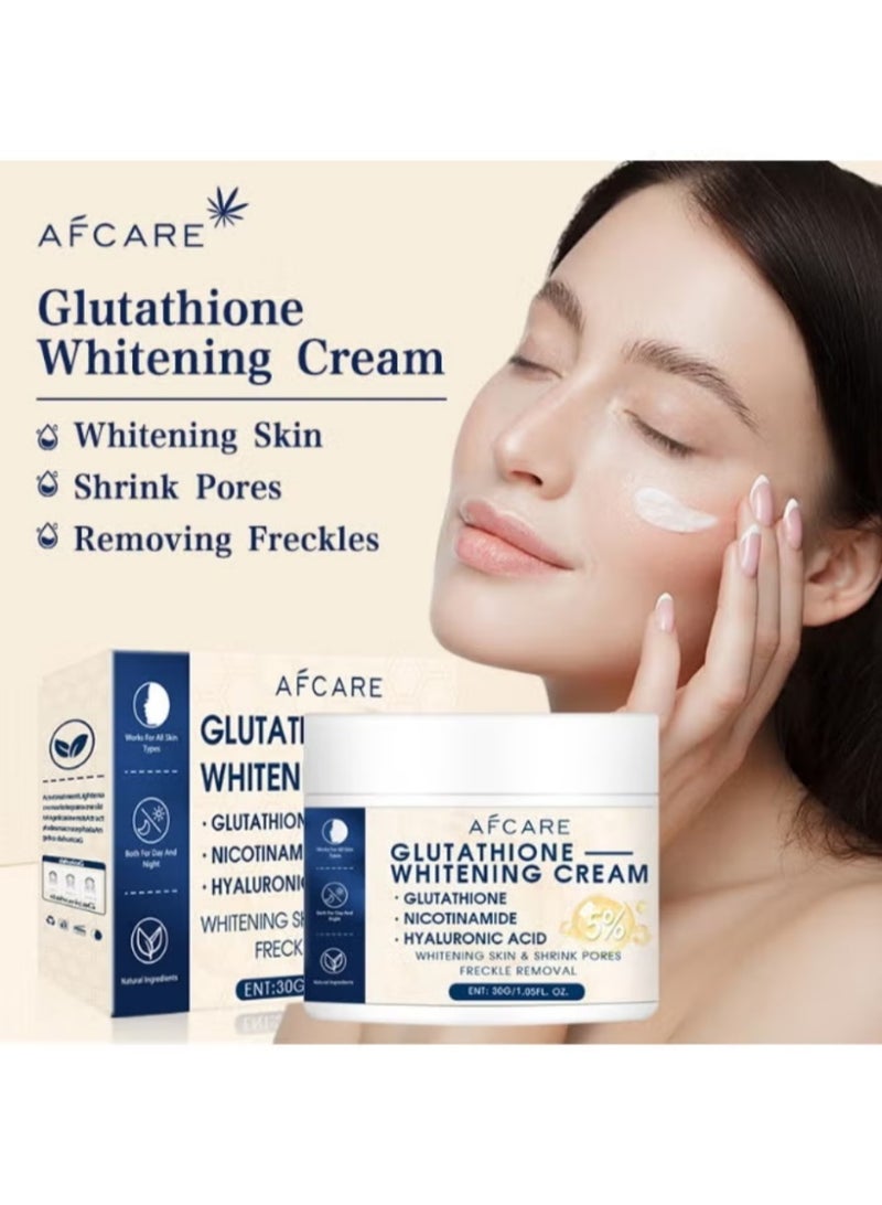 افكير كريم جلوتاثيون المضيء المشرق بدرجة بحثية — مدعم بالجلوتاثيون والنياسيناميد وحمض الهيالورونيك. يستهدف الميلانين من مصدره، يضيء البشرة ويخفف البقع الداكنة، ينعم المسام، ويوفر ترطيبًا طويل الأمد مع إصلاح حاجز الجلد. - Image 2