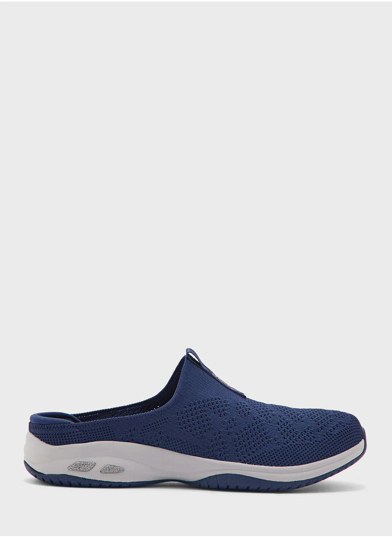 SKECHERS Commute Time