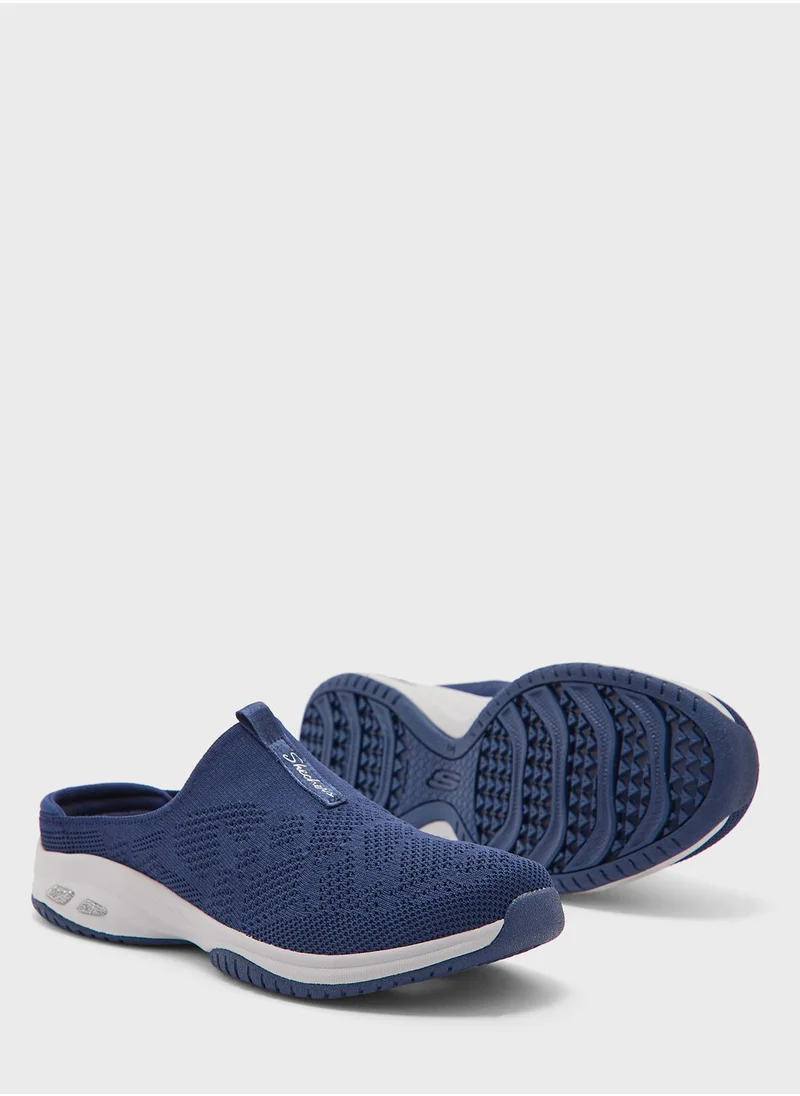 SKECHERS Commute Time