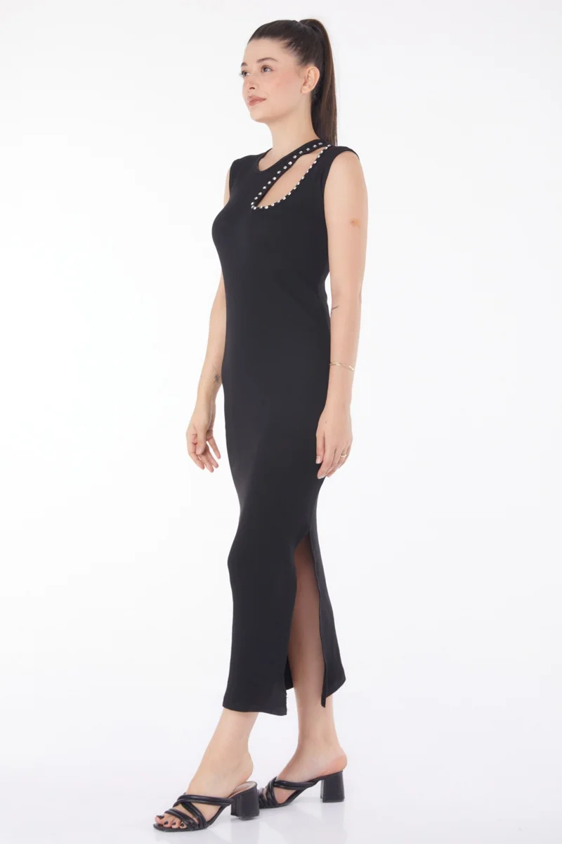 Tofisa Plain Crew Neck Women's Black Stone Detailed Zero Sleeve Dress - 25836