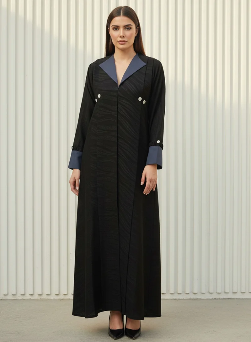 مويستريت Fukhroo Self-Patterned Abaya with Tailored Contrast Collar