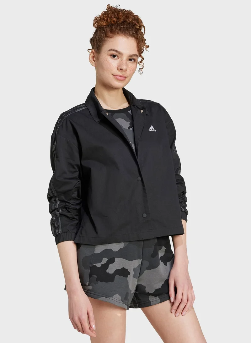 adidas جاكيت بطبعة مموهة و3 خطوط