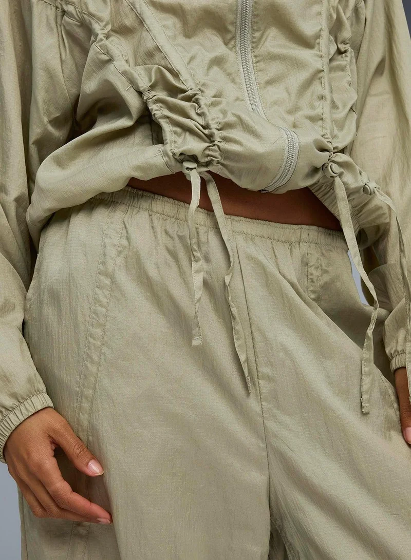 PUMA lux army Dare To Oversized Woven Jacket for Women | Best Price UAE