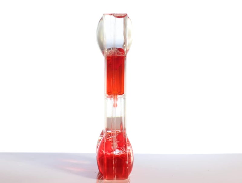 Lilone Double Heart Liquid Droplet Paper Weight for Home Office Table Decor Item (Red, Acrylic, 14x9x3 cm) - Image 4