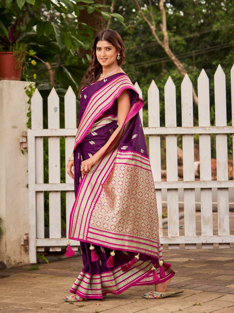 MANOHARI Women's Most Trendy Banarasi Satin Silk Woven Magenta Flower Pattern Saree With Heavy Jacquard Work Saree With Blouse Piece_MN2037 - Image 5