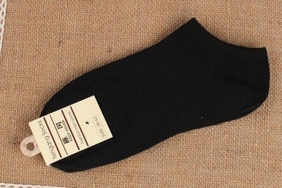 Mens Summer Casual Round Neck Tee Solid Color Black socks 