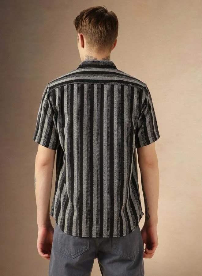 Dennis Lingo Dennis Lingo Striped Relaxed Fit Spread Collar Shirt