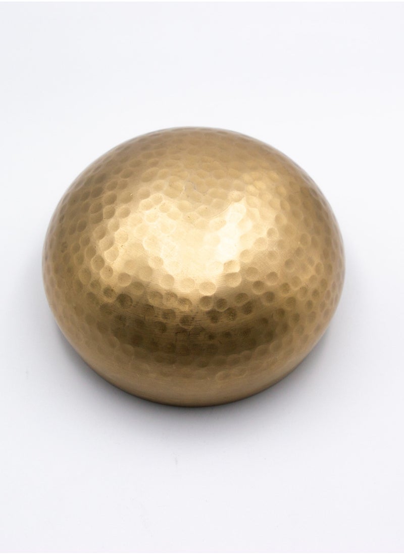 Alpine Crystals UAE - Authentic Himalayan Pure Golden Shinning Singing Bowl Single Set Handcrafted in Nepal Medium (455 grams) Includes Traditional Wooden Striker and Silk Cushion - Image 1