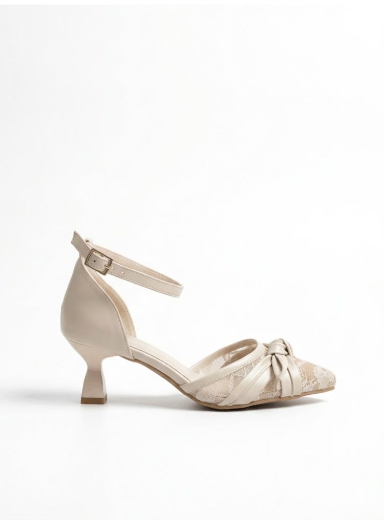 لايف ستيلاش  أحذية كعب متوسط دانتيل مع فيونكه F-612 - بيج - Image 3