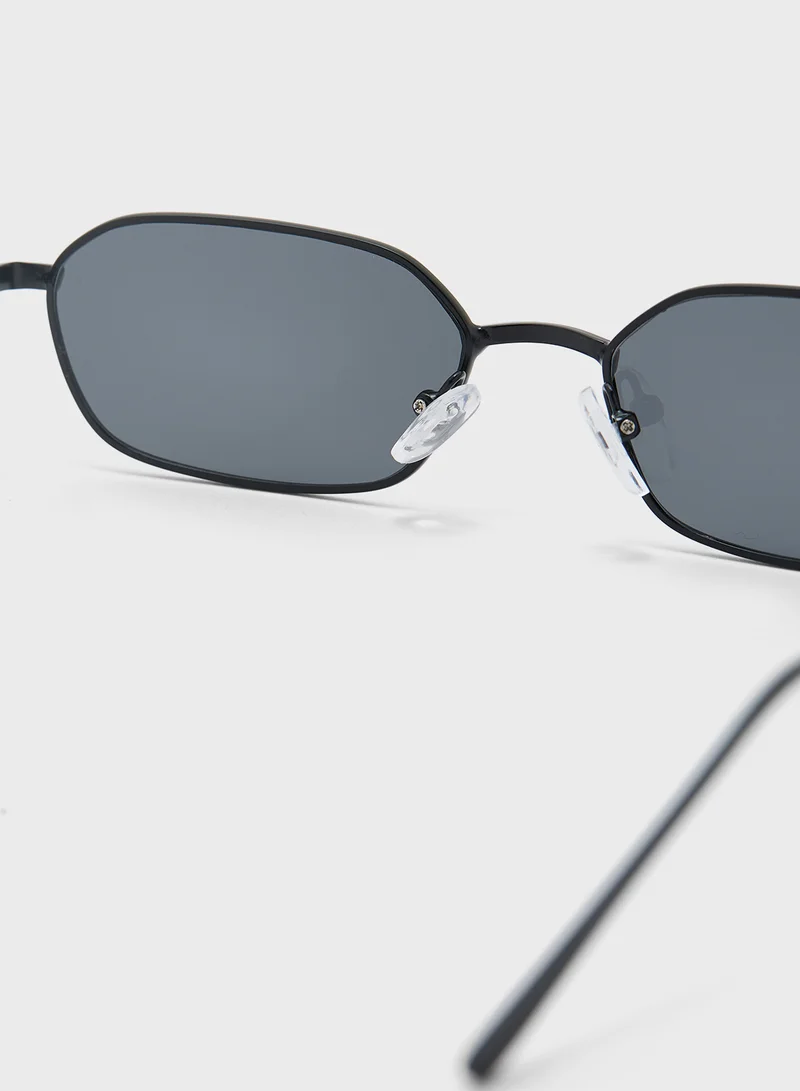 Seventy Five Casual Slim Sunglasses