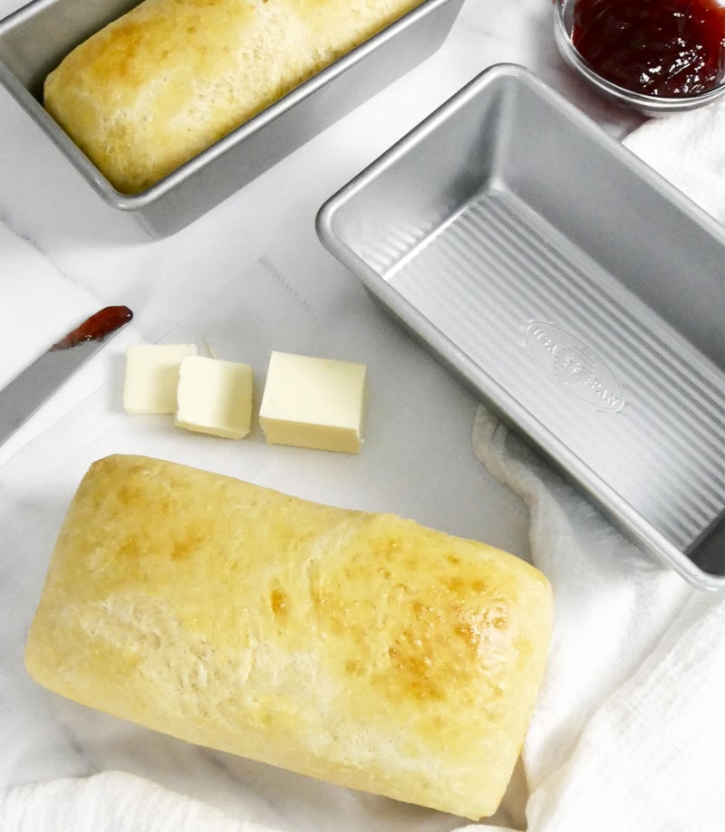 USA Pan Bakeware Seamless Nonstick Standard Bread Loaf Pan, 8 x 4.5 x 2.75 - Image 3