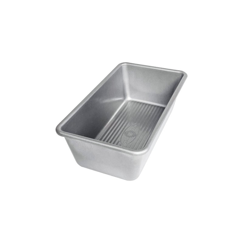 USA Pan Bakeware Seamless Nonstick Standard Bread Loaf Pan, 8 x 4.5 x 2.75 - Image 1