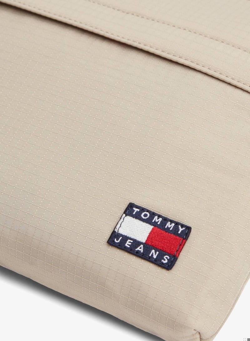 TOMMY JEANS Essential Ripstop Crossbody Sacoche Bag - Image 5