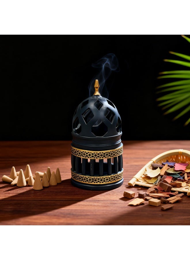 مبخرة مربعة فاخرة باللونين الأسود والذهبي - حامل بخور راتنج بنقوش زهور بارزة لديكور المنزل، المجالس، هدايا رمضان، واحتفالات العيد - Image 1