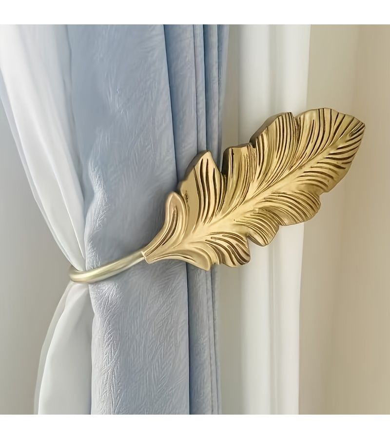 2Pcs Antique Golden Maple Leaf Curtain Hooks Resin Large Wall Hook For Living Room Balcony Villa Decor - Image 1