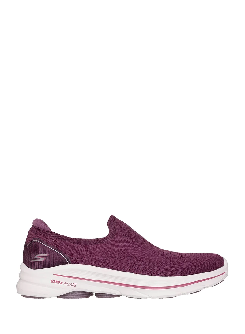 سكيتشرز Go Walk 8