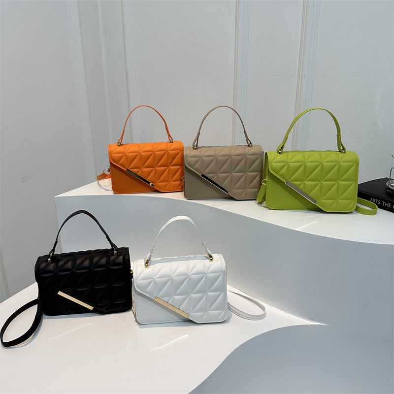 French Style Distinctive Trendy Indentation Bag Women'S New Fashionable Texted Simple Small Square Bag Fashionable Portable Crossbody Bag - Image 3