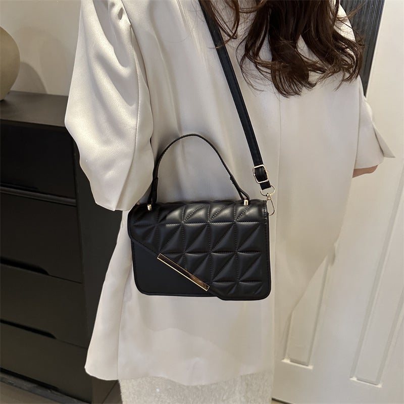 French Style Distinctive Trendy Indentation Bag Women'S New Fashionable Texted Simple Small Square Bag Fashionable Portable Crossbody Bag - Image 5
