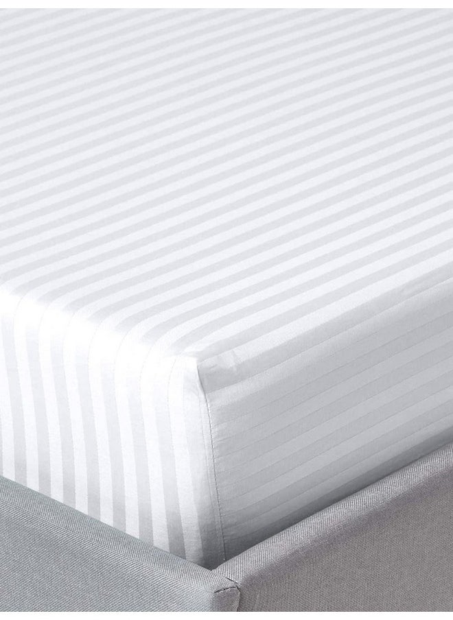 LINENWALAS LINENWALAS 100% Certified Cotton Bedsheet with 2 Pillowcase 210 TC King Size Bedsheet, Fade-Resistant Soft & Hypoallergenic Hotel Quality Flat Bedsheet (108x108 Inches/White)  - Image 5