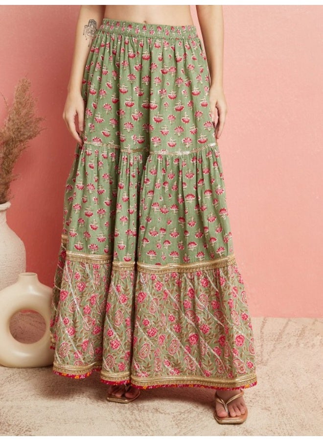AKS Green & Pink Floral Printed Kurta & Skirt With Organza Jacket Set - Image 3