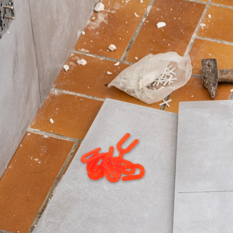 Tile Levelers for Perfect Alignment with U-Shaped Spacers and Horseshoe Clips - Image 5