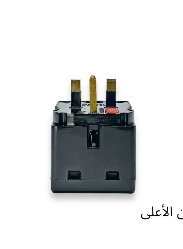 Square adaptor with three black sockets - Image 4