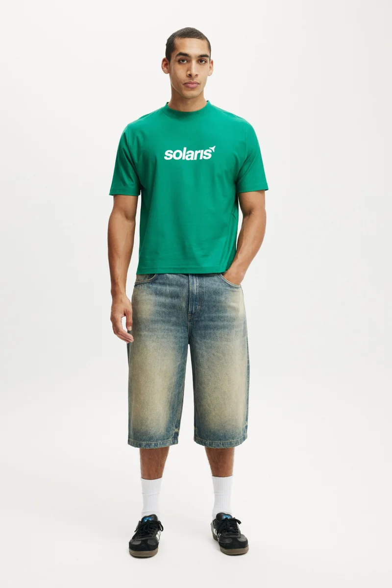 كوتون اون تيشيرت برسومات بقصة قصيرة