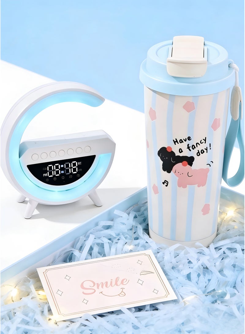 موكو مجموعة هدايا أنيقة للرجال/النساء تحتوي على مصباح ليلي مع مكبر صوت (وظائف متكاملة تشمل الشحن اللاسلكي للهواتف، الإضاءة المحيطة، المنبه، والساعة)، كوب قهوة (500 مل)، علب هدايا أعياد ميلاد للصبيان/البنات، مجموعة هدايا رمضان للعائلة، مجموعة هدايا أعياد ميلاد لها/له، سلة هدايا للذكرى السنوية للعائلة، عيد الحب، عيد الأب، عيد الأم، الذكرى السنوية للعائلة، عيد الشكر، عيد الميلاد، عيد الميلاد، هدايا رعاية الزملاء، مجموعة هدايا رعاية الشركات، هدية التخرج، هدية بداية المدرسة، هدية عيد رمضان، لعائلتك المحبوبين، الأب، الأم، الزوج، الزوجة، العشيق، الصديقة، الابن، الابنة، الأخ، الأخت، الشريك، الزميل، المعلم، الزميل في الدراسة - Image 2