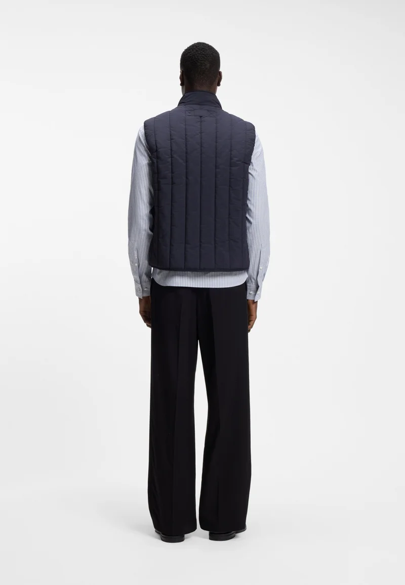 HUGO Vertical-quilted gilet with logo detail
