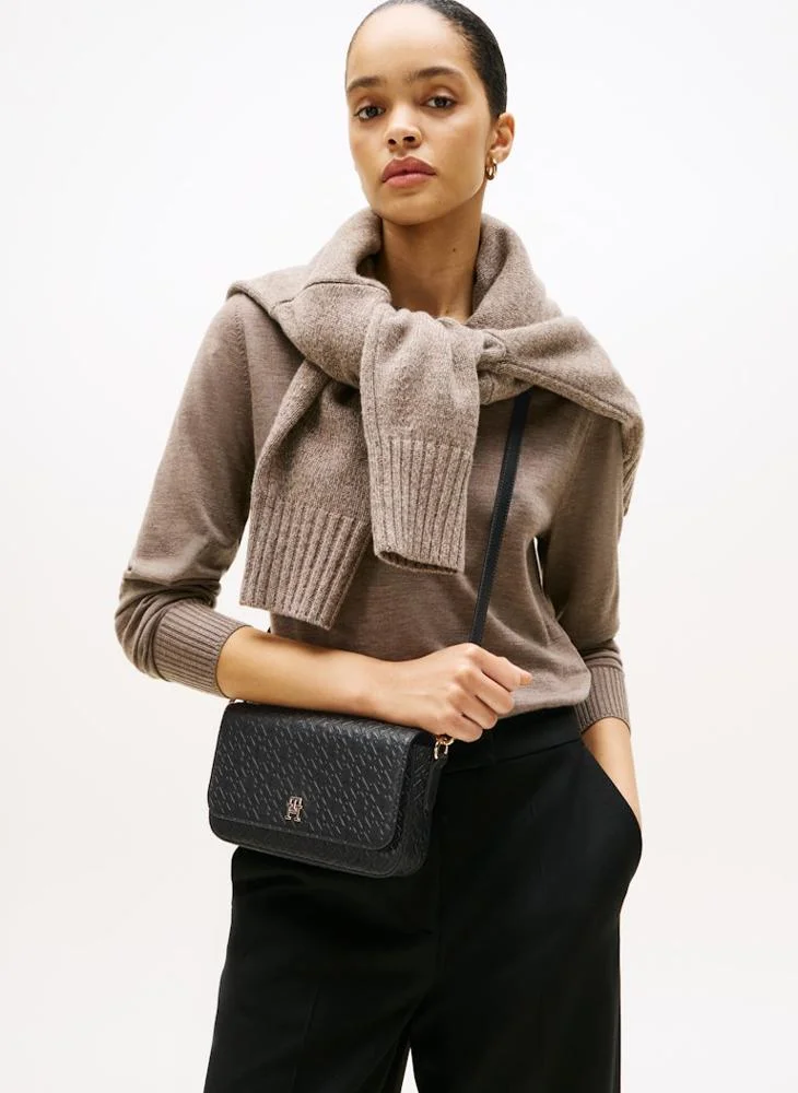 تومي هيلفيغر Hilfiger Icon Embossed Logo Crossbody Bag