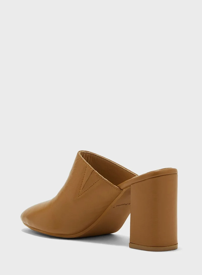 Hush Puppies Pointed Toe Mule Pumps