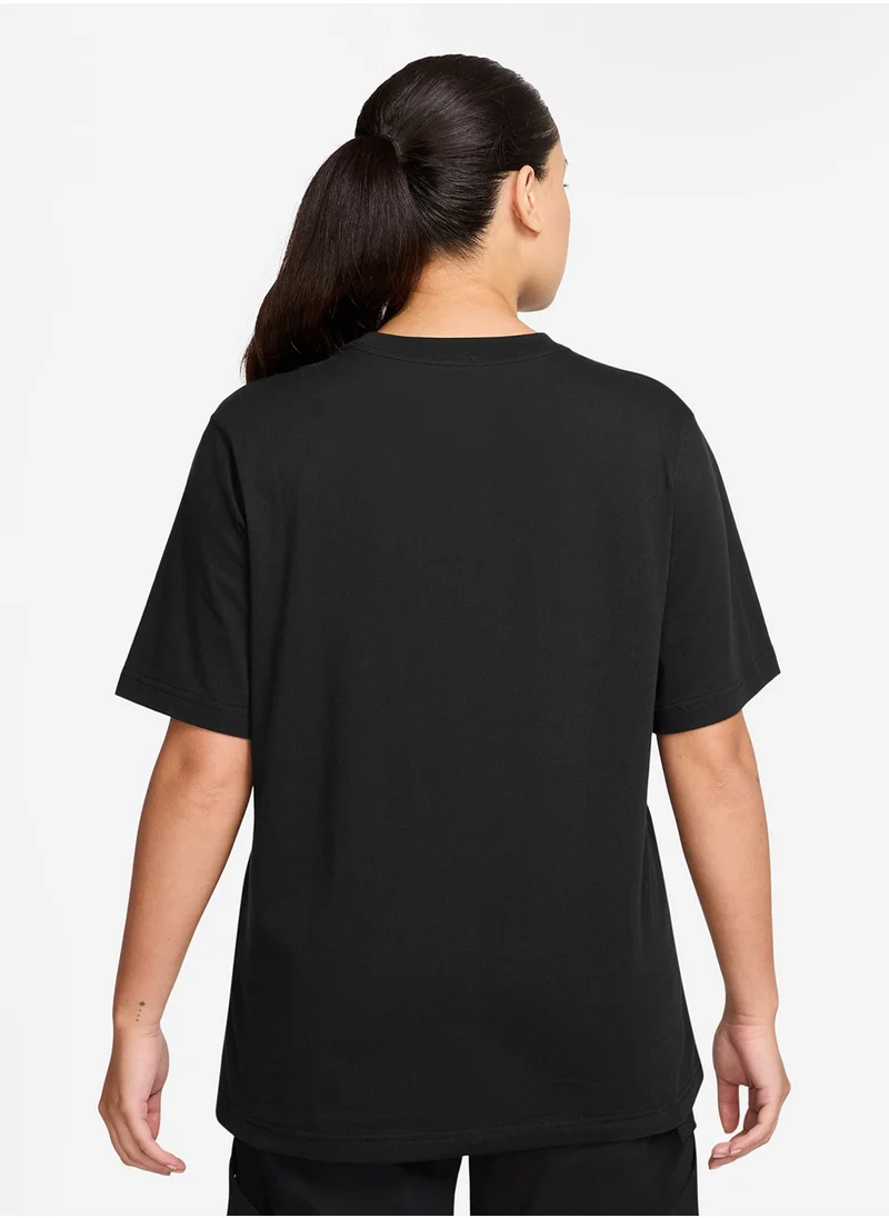 نايكي Nsw Back-To-School Oversized T-Shirt