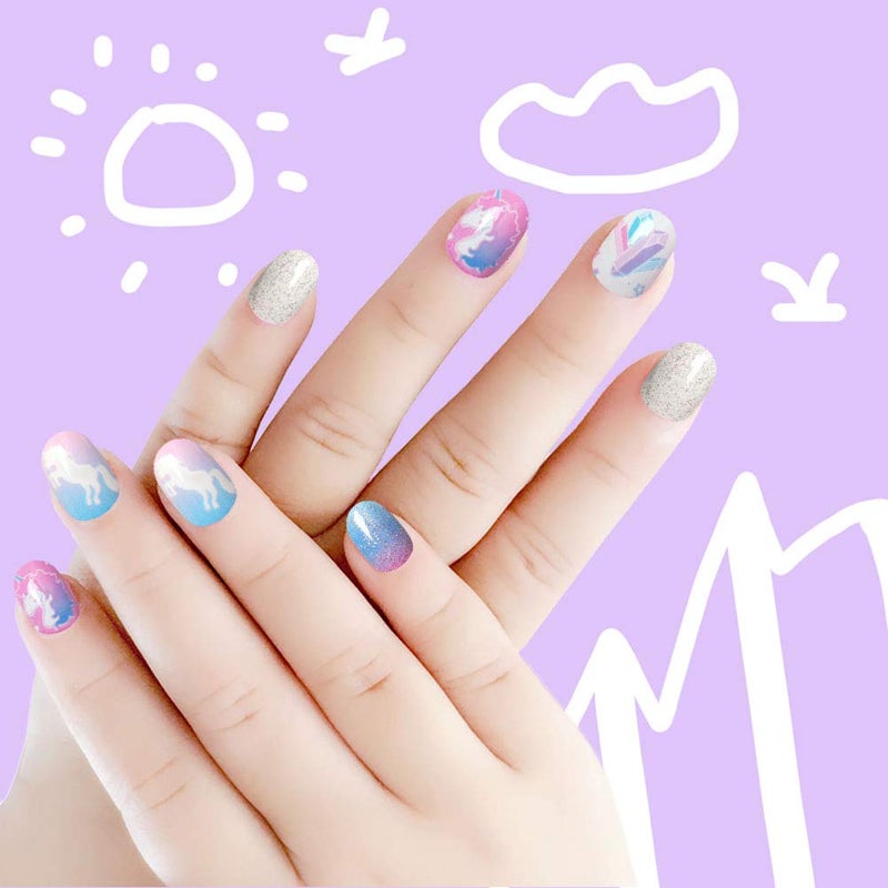 Laza 120pcs Children Nails Press On Pre-glue Full Cover Nail Tips Kit Glitter Gradient Color Rainbow Short Artificial False Nail Kits Lovely Christmas Gift for Children Kids Girls - Silver Pearl - Image 4