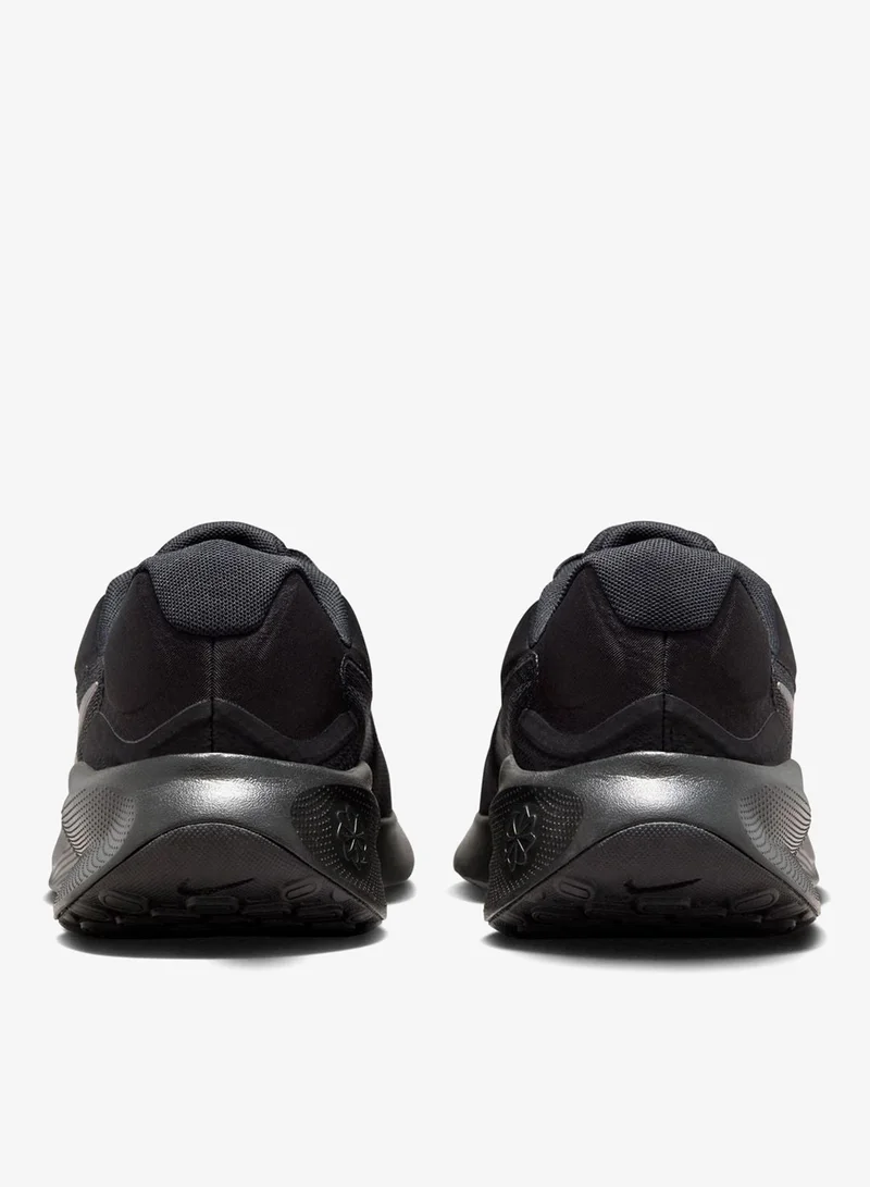 Nike Revolution 7