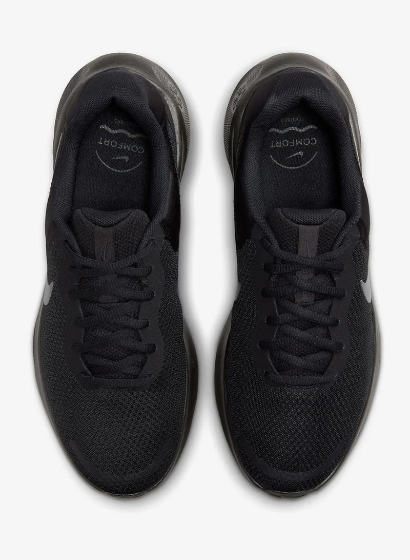 Nike Revolution 7