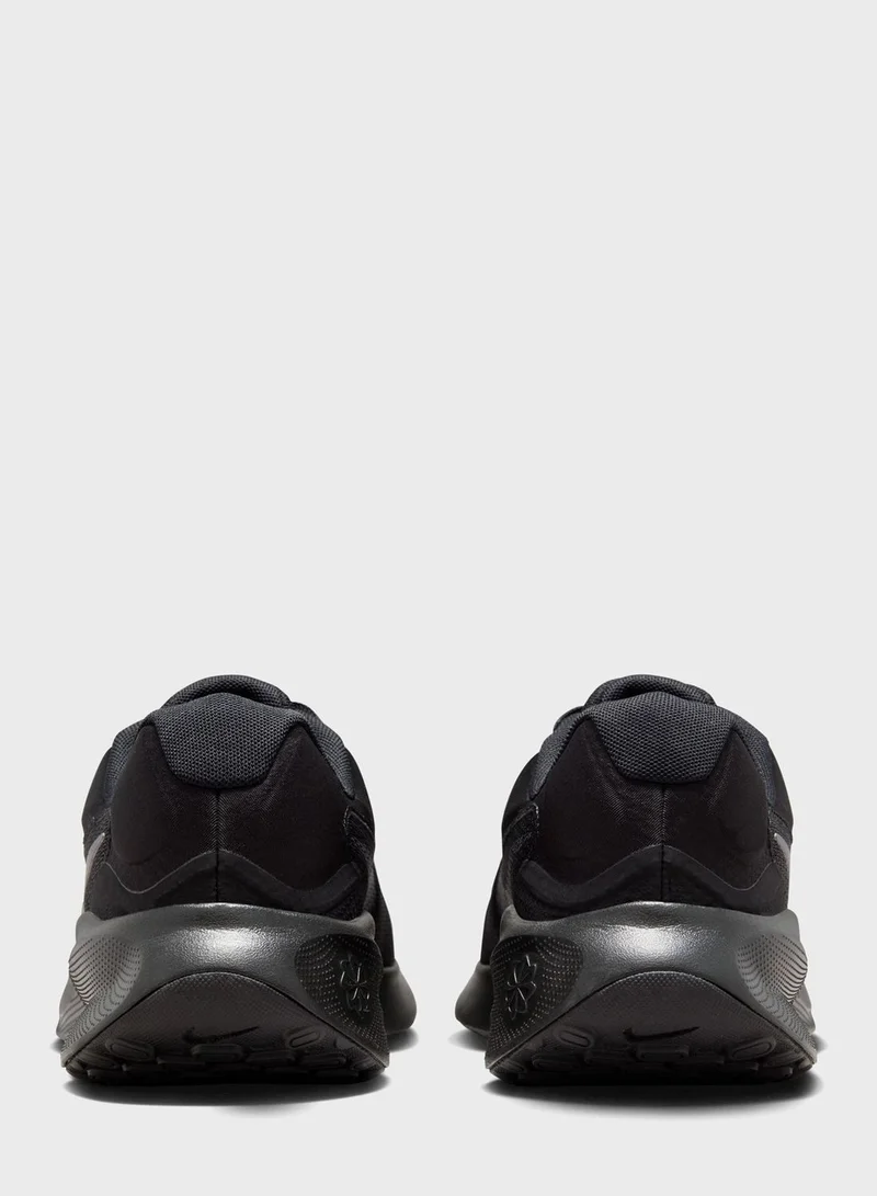 Nike Revolution 7