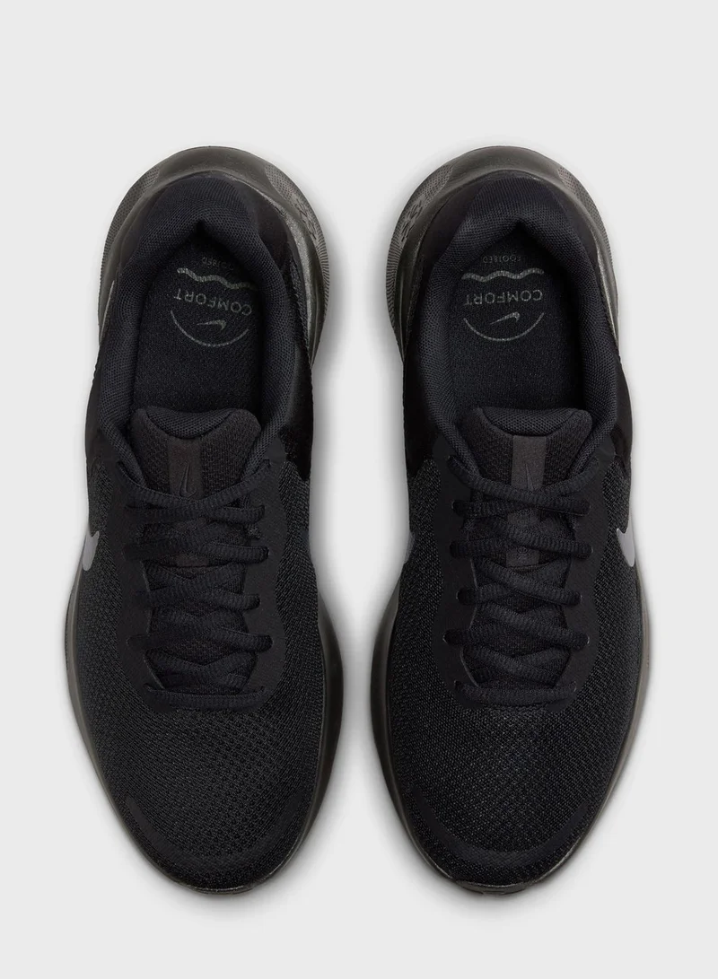 Nike Revolution 7