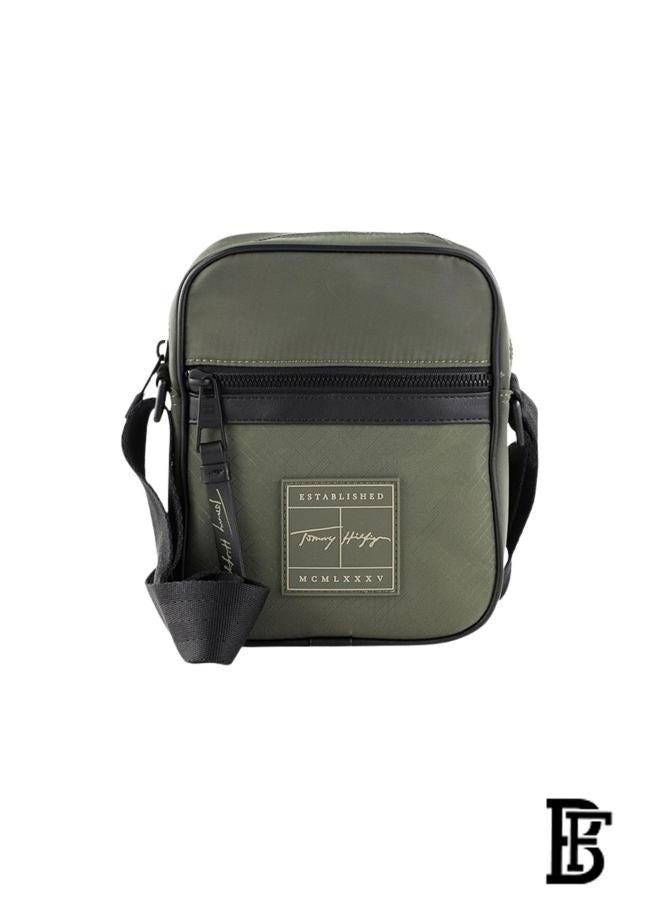Tommy Hilfiger Mens Th Signature MiniBag  - Image 1
