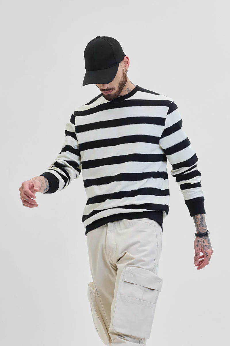 SNITCH كنزة صوف مخططة باللون الأسود