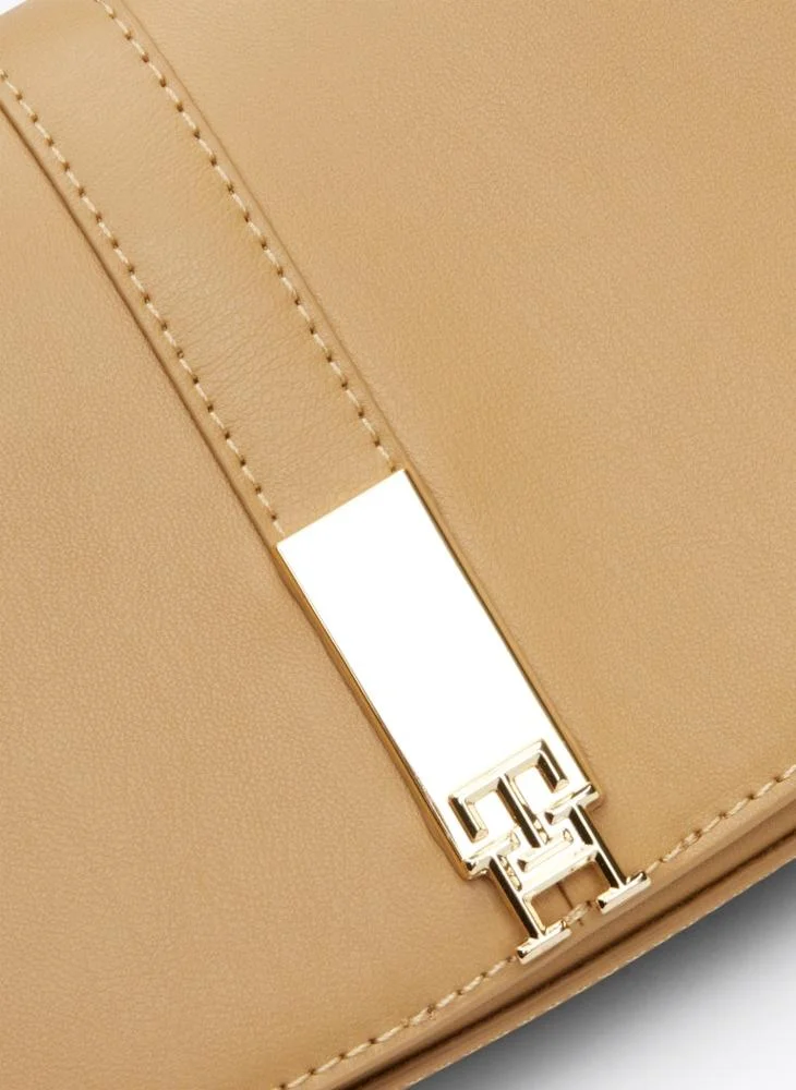 TOMMY HILFIGER Chain Detail Crossbody